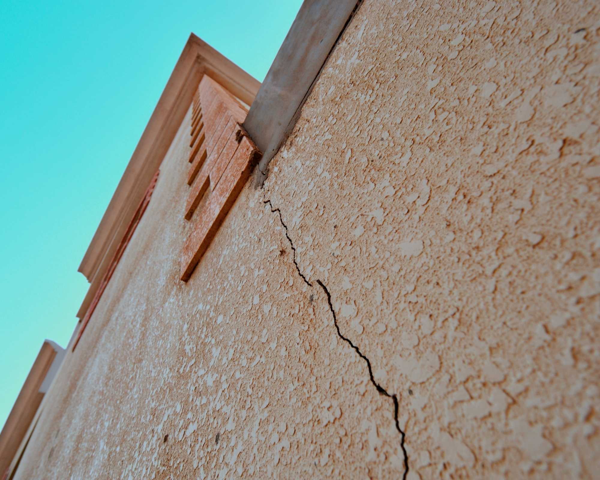 Fissures 76 Fissures 76